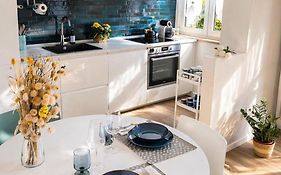 Marco Polo Apartment